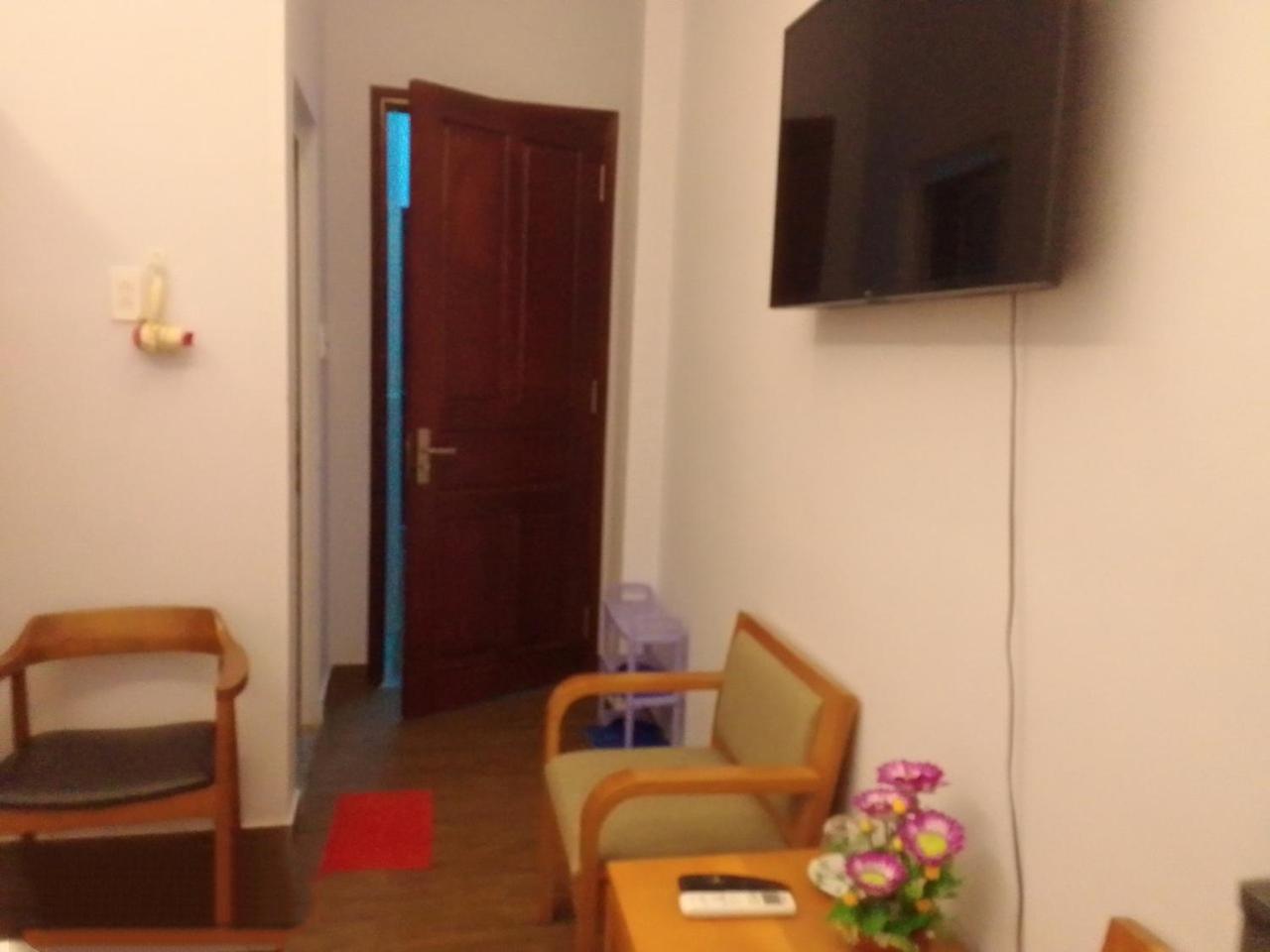 102 House Hotel Хошимин Екстериор снимка
