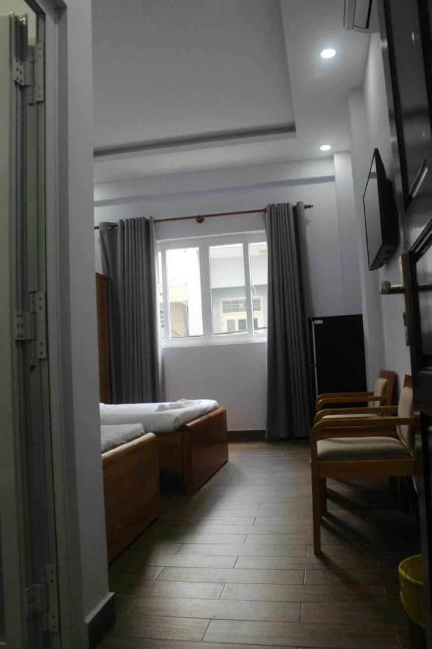 102 House Hotel Хошимин Екстериор снимка